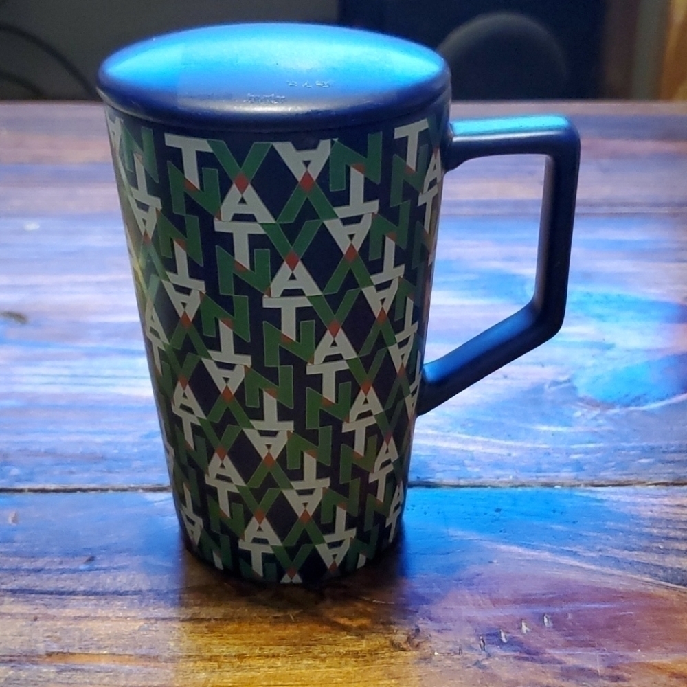 𝅺TEAVANA Lidded Mug